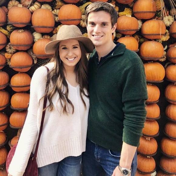 Meet your Posher, Taylor - Picture 2 of 2